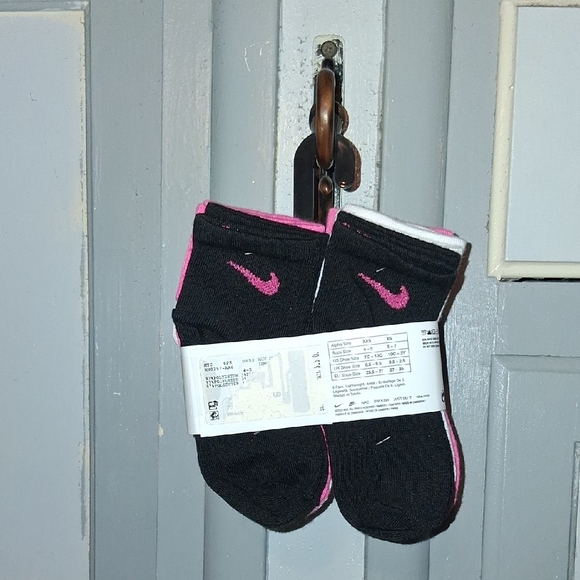 Nike Kids 6 Pack Socks Set - Picture 2 of 2